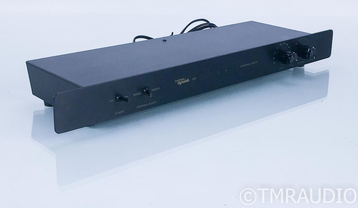 Magnum Dynalab Model 205 Signal Sleuth FM Antenna Amplifier (2/2)