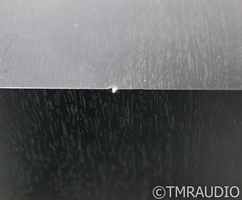 B&W 686 S2 Bookshelf Speakers