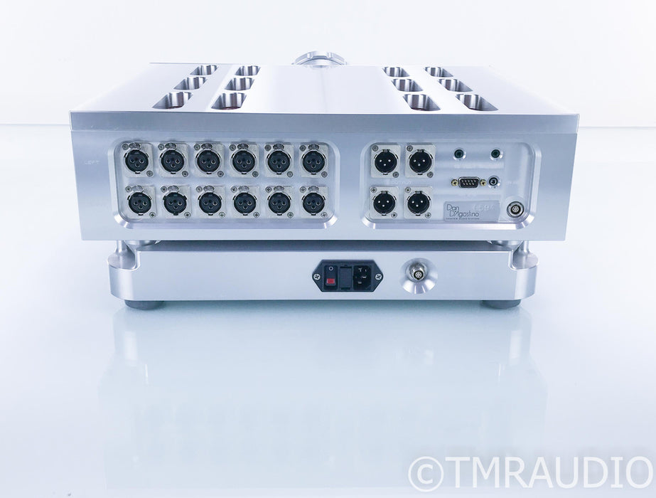 Dan D'Agostino Momentum Stereo Preamplifier w/ Power Base; Silver; Remote