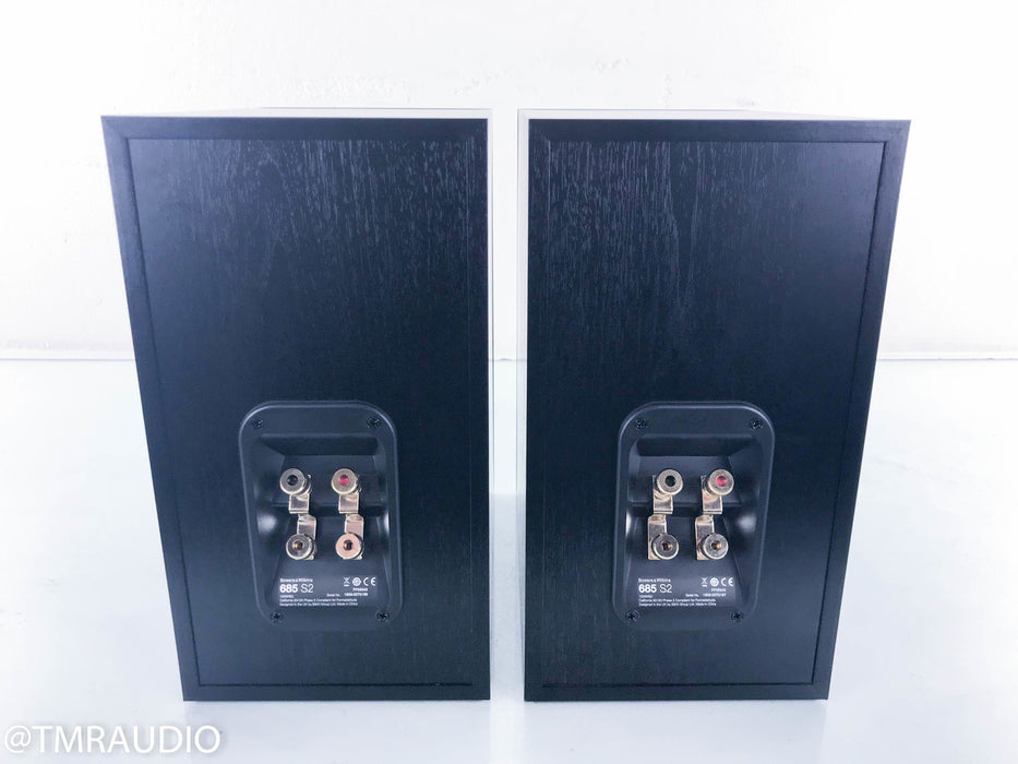 B&W 685 S2 Bookshelf Speakers
