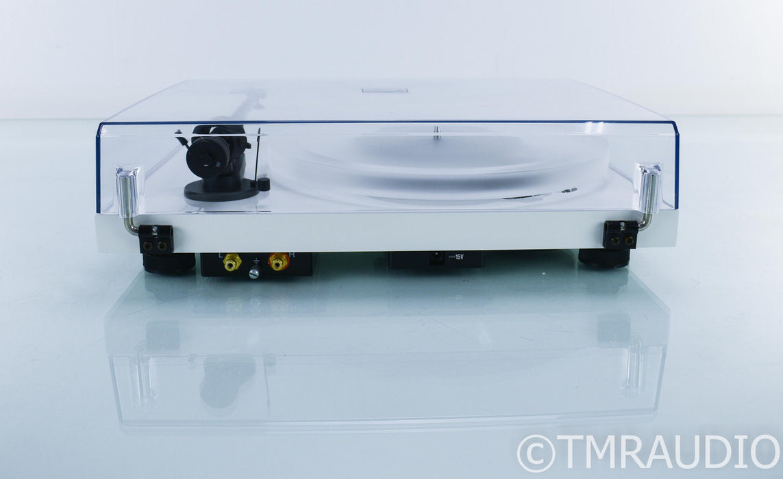 Pro-Ject Debut Carbon Esprit SB Turntable; Ortofon Super OM 20 MM Cartridge