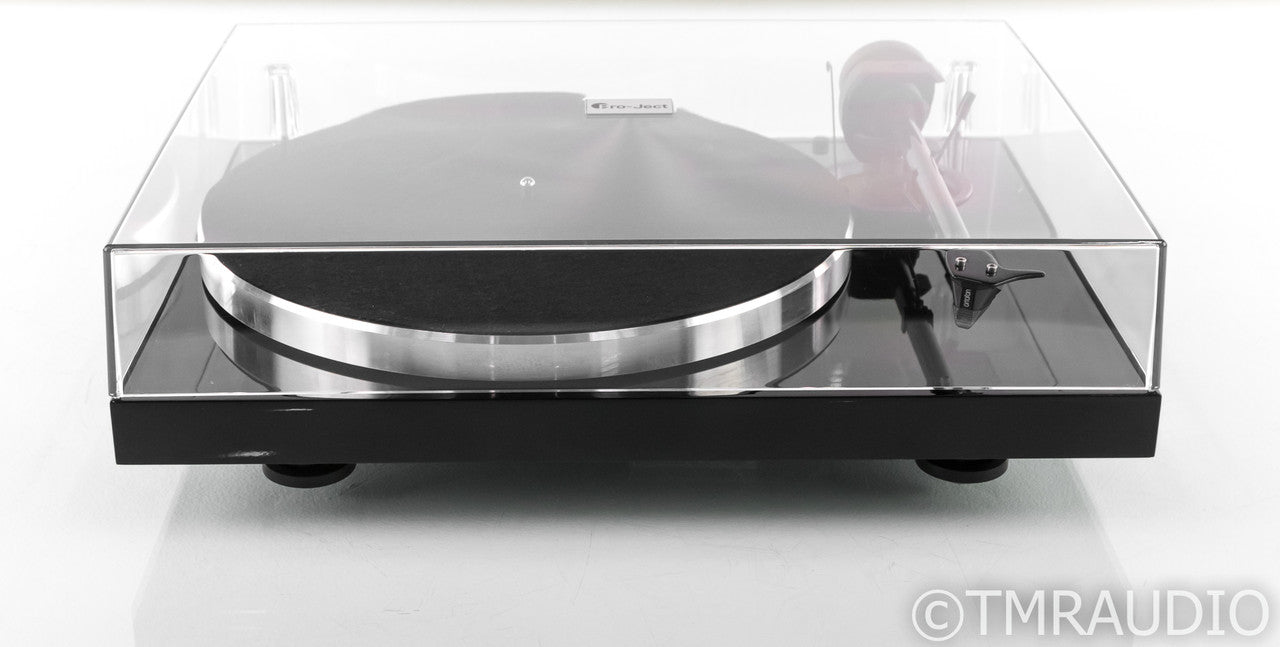 Pro-Ject 1Xpression Carbon Classic Turntable; Black; Ortofon 2M Silver (1 month)