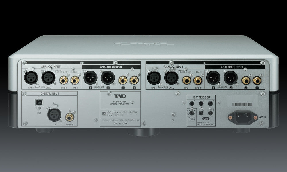 TAD C2000 Stereo Preamplifier; TAD-C2000 (New)