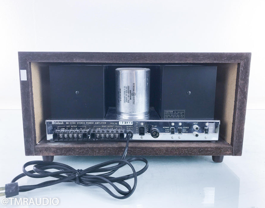 McIntosh MC2200 Vintage Stereo Power Amplifier