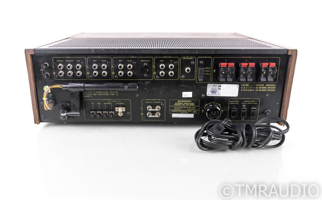 Pioneer SX-1050 Vintage Stereo AM / FM Receiver; MM Phono (Broken Glass)