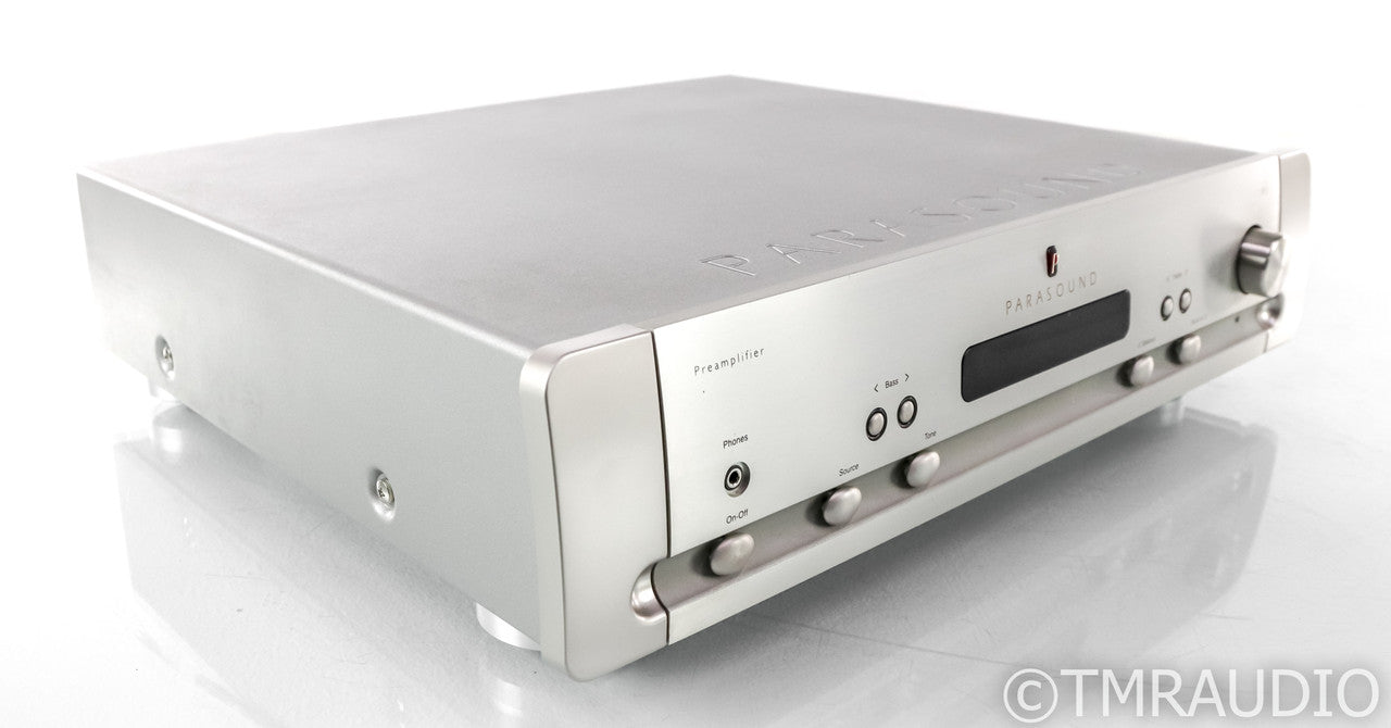 Parasound Halo P3 Stereo Preamplifier; P-3; MM Phono; Silver; Remote