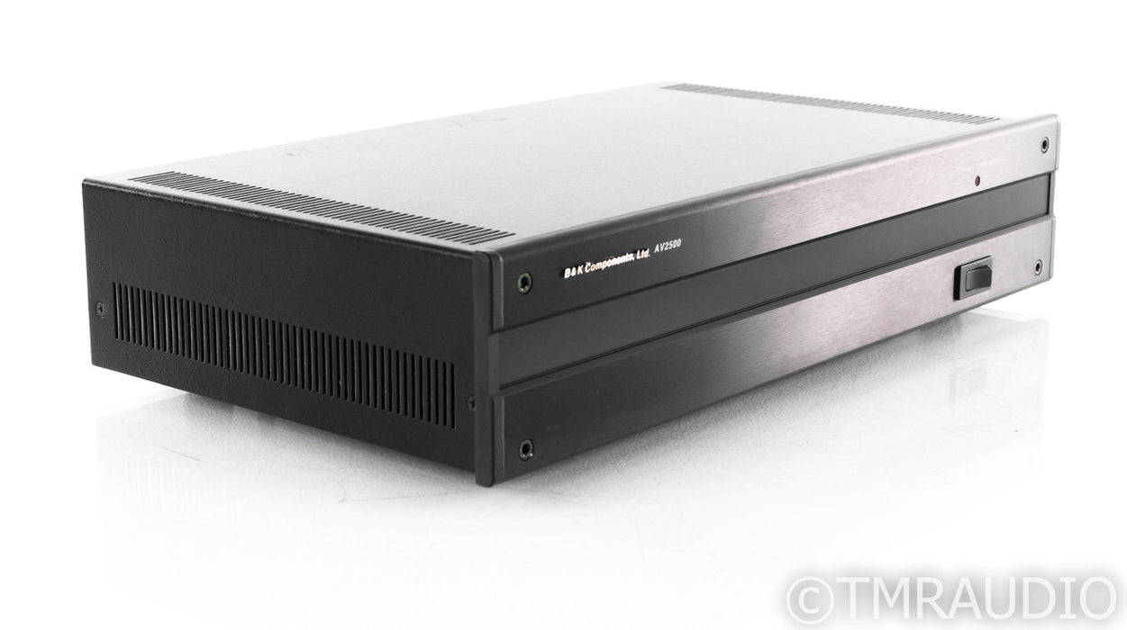 B&K AV2500 5 Channel Power Amplifier; AV-2500