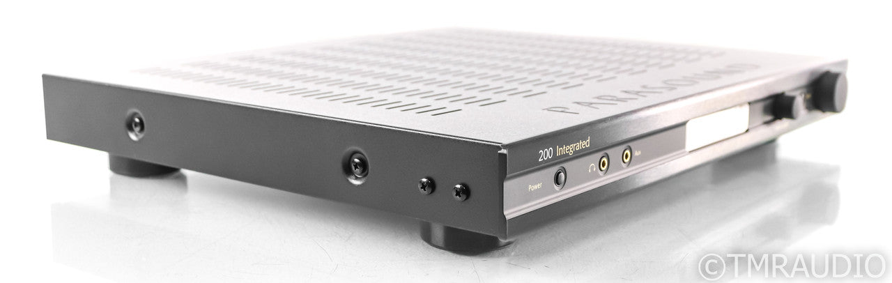 Parasound NewClassic 200 2.1 Channel Integrated Amplifier; MM / MC Phono; Remote