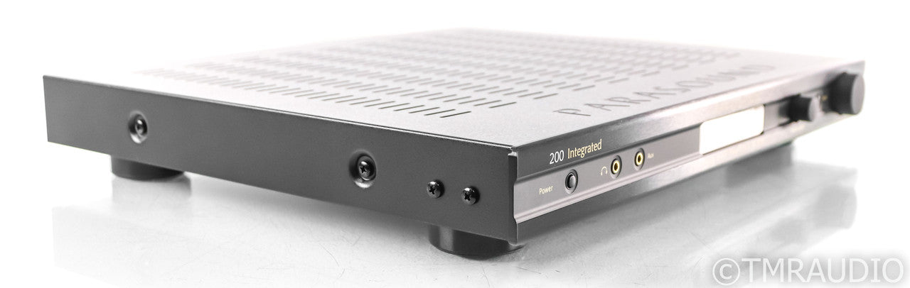 Parasound NewClassic 200 2.1 Channel Integrated Amplifier; MM / MC Phono; Remote; MM / MC Phono; Remote