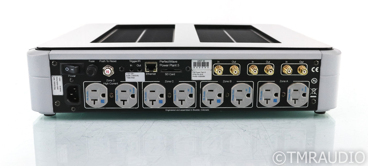PS Audio PerfectWave Power Plant 5 AC Power Line Regenerato; P5; Silver
