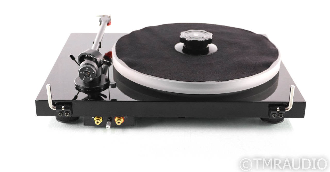 Pro-Ject Debut Carbon Belt Drive Turntable