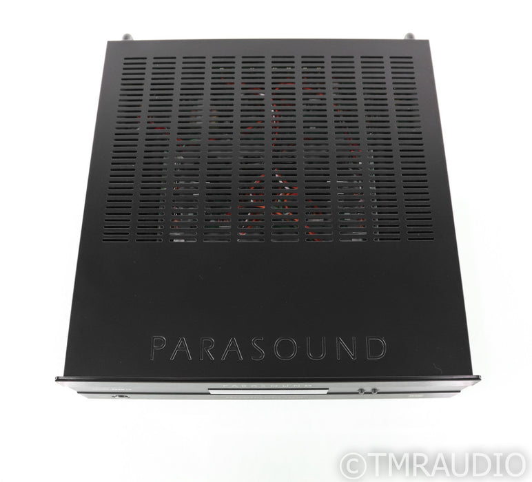 Parasound New Classic 2250 v.2 Stereo Power Amplifier (1/2);  (1/2)