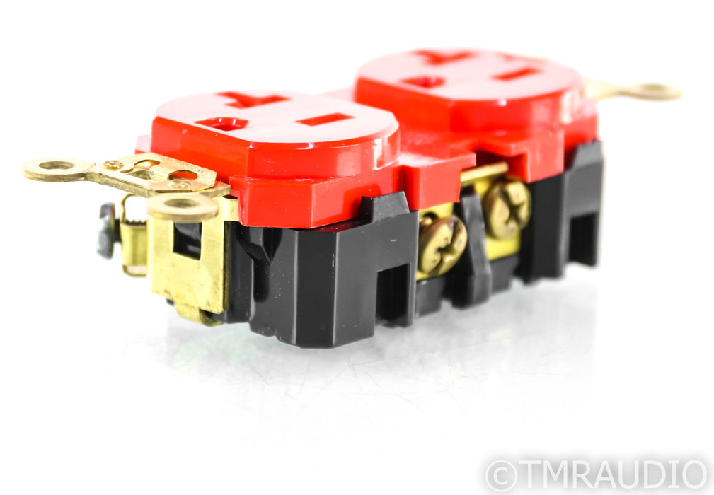 Synergistic Research TeslaPlex SE In-Wall AC Power Outlet