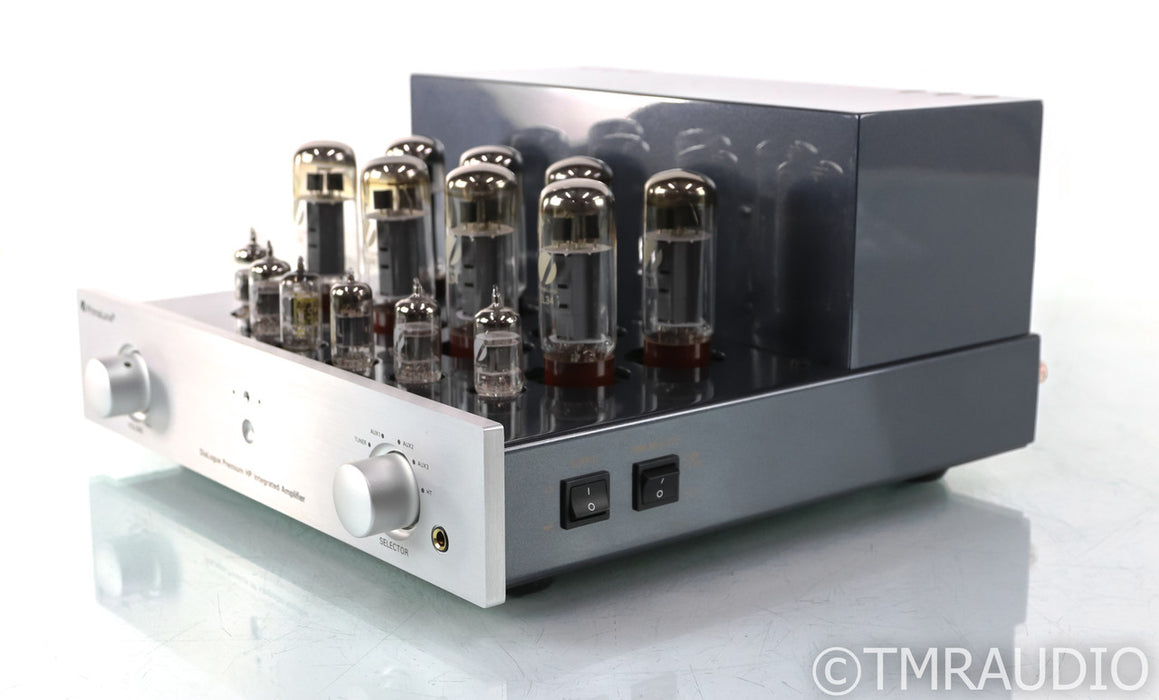 PrimaLuna DiaLogue Premium HP Tube Integrated Amplifier; Remote