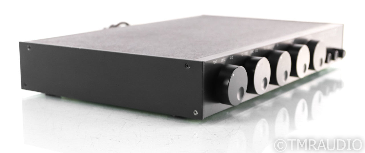 Cambridge Audio C75 Vintage Stereo Preamplifier; MM / MC Phono; C-75; Black