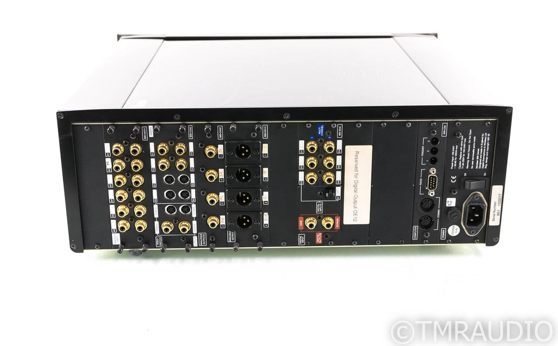 Meridian 861v4 Reference Digital Home Theater Processor