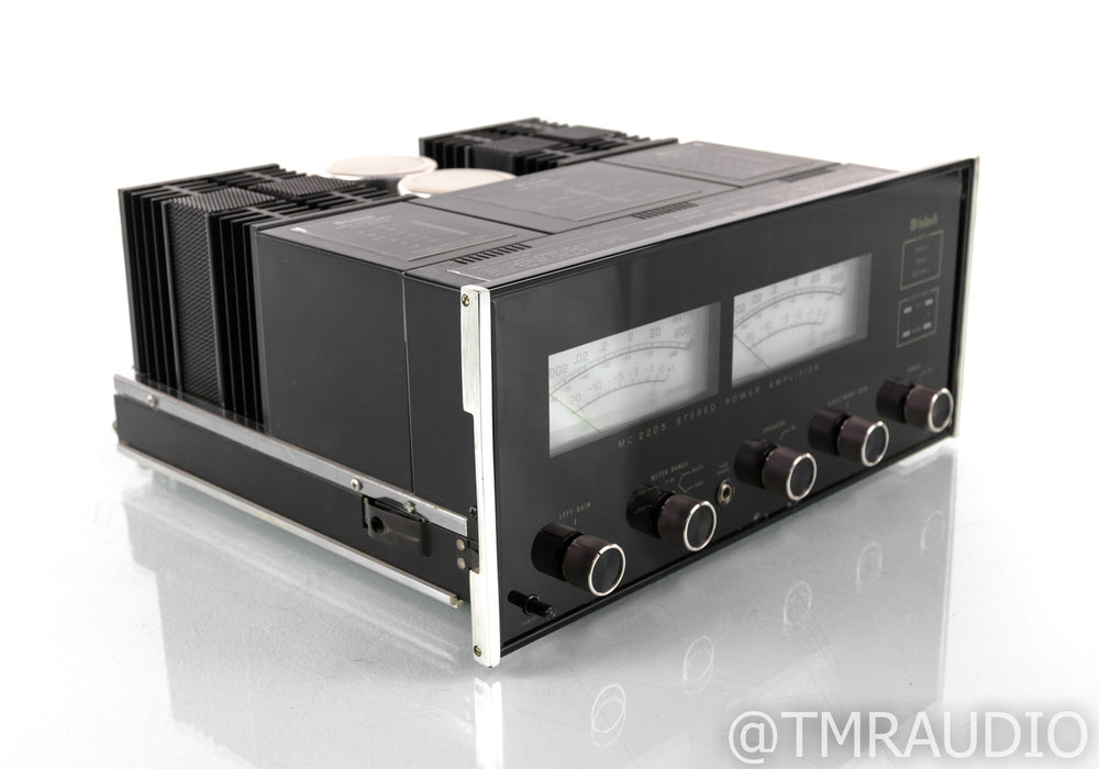 McIntosh MC2205 Vintage Stereo Power Amplifier; MC-2205