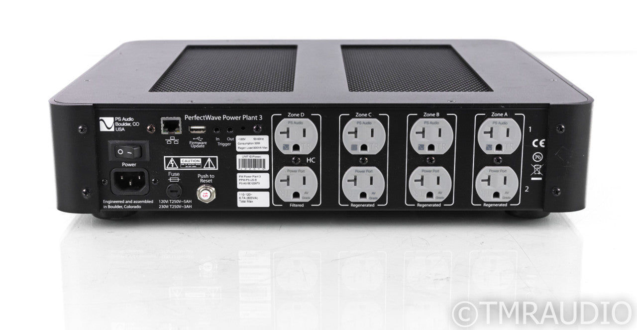 PS Audio PerfectWave Power Plant 3 Power Conditioner; Black; P3
