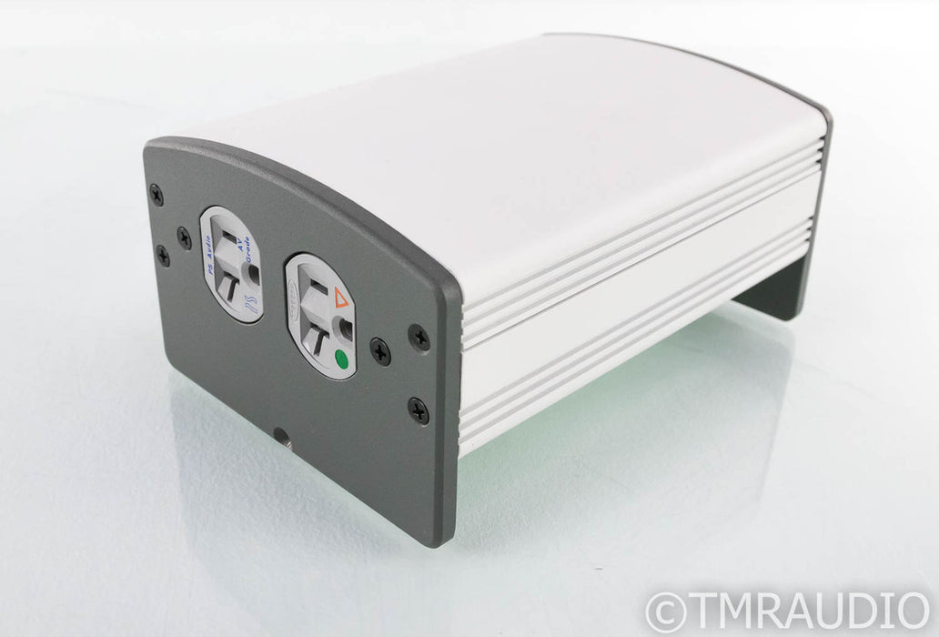 PS Audio Ultimate Outlet AC Power Line Conditioner; High Current; 20A