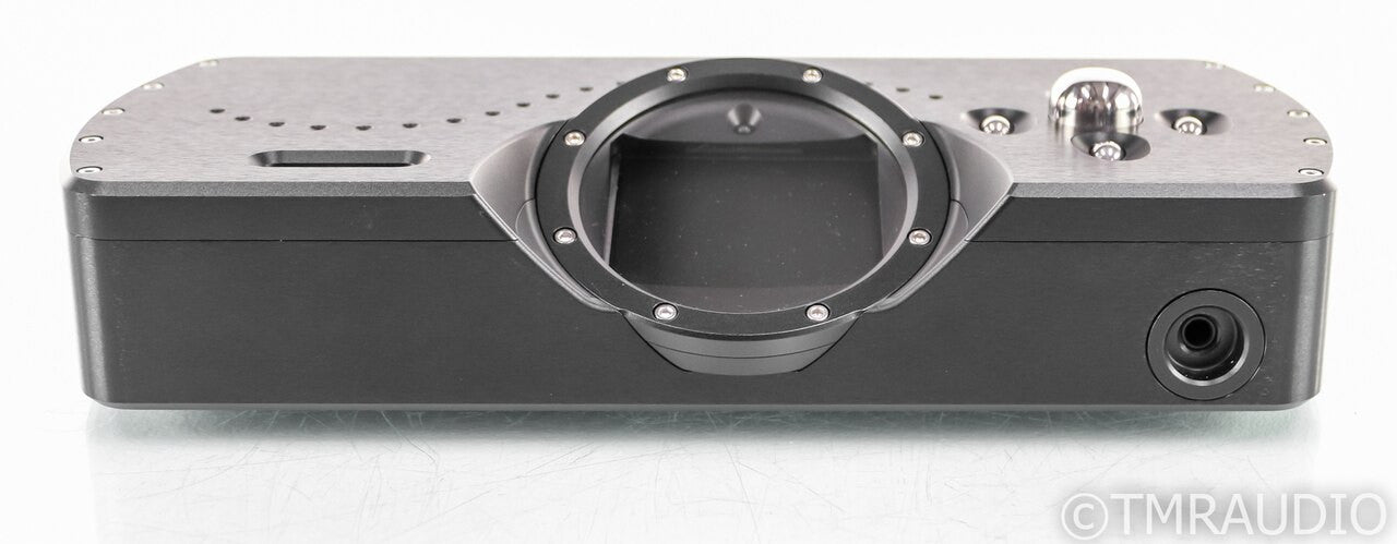 Chord Electronics DAVE DAC / Preamplifier; D/A Converter; Black; Remote