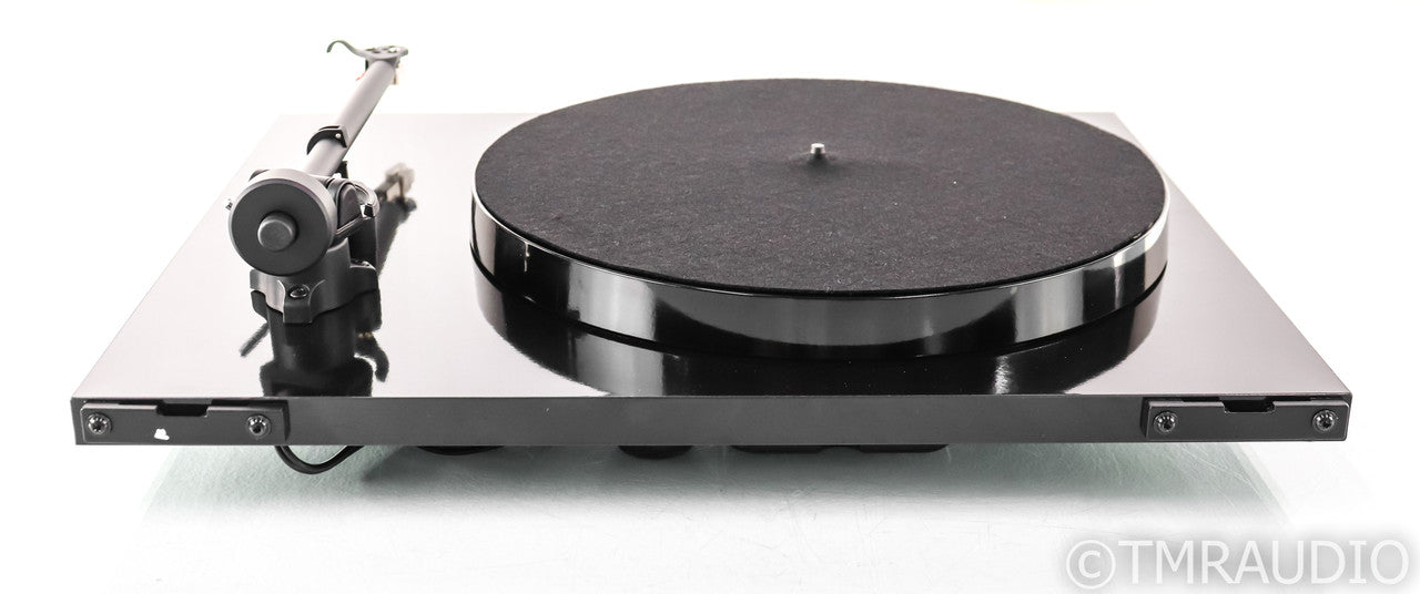 Rega P1 Belt Drive Turntable; Black; Planar 1; Rega Carbon MM Cartridge