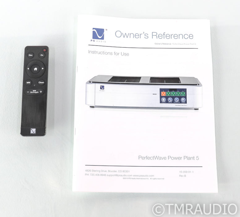 PS Audio PerfectWave Power Plant 5 Power Line Conditioner; AC Regenerator; P5