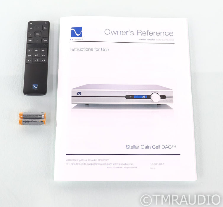PS Audio  Stellar Gain Cell DAC / Preamplifier; D/A Converter; Black; Remote (Used)