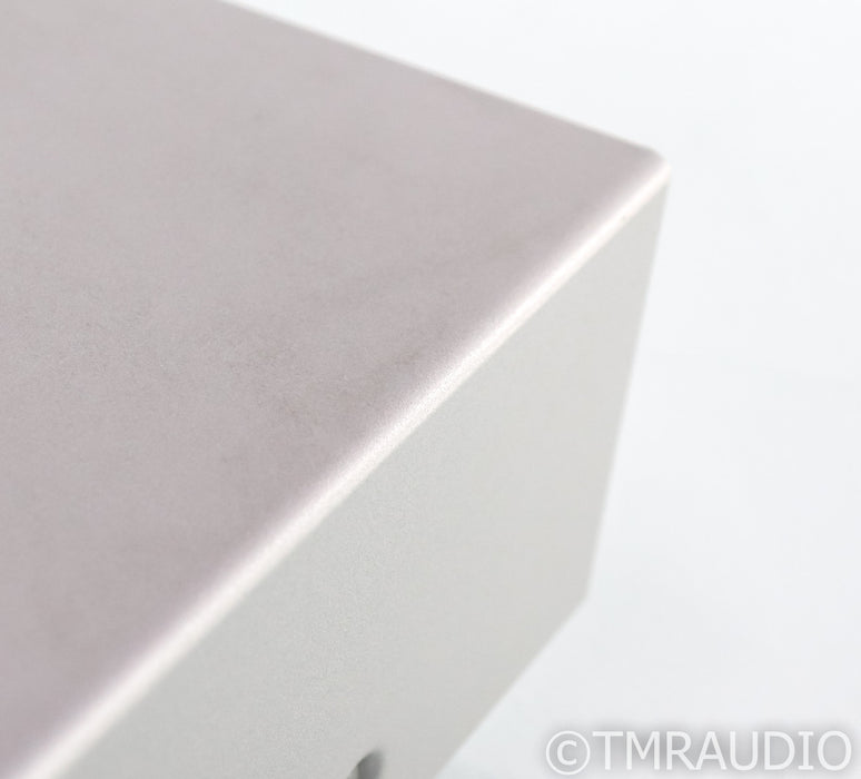 Parasound Halo P3 Stereo Preamplifier; P-3; MM Phono; Silver; Remote