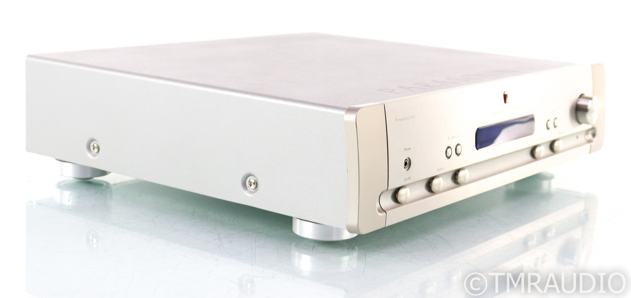 Parasound Halo P3 Stereo Preamplifier; P-3; MM Phono; Silver; Remote