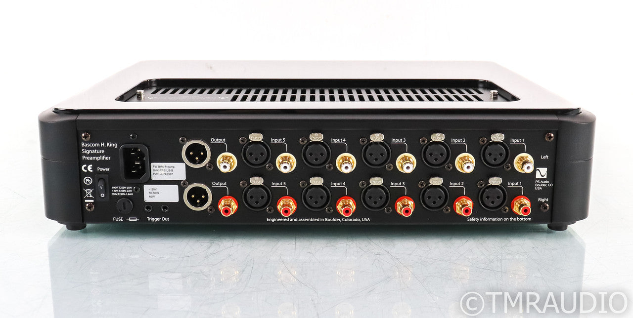 PS Audio BHK Signature Stereo Tube Hybrid Preamplifier; Black; Remote (Used)