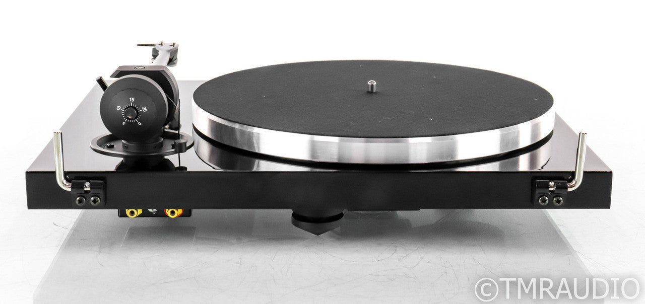 Pro-Ject 1Xpression Carbon Classic Turntable; Black; Ortofon 2M Silver (Open Box w/ Warranty)