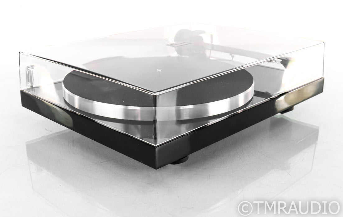 Pro-Ject 1Xpression Carbon Classic Turntable; Black; Ortofon 2M Silver (Open Box w/ Warranty)