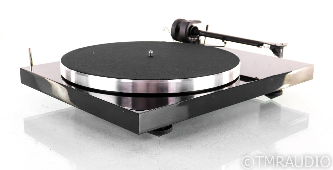 Pro-Ject 1Xpression Carbon Classic Turntable; Black; Ortofon 2M Silver (Open Box w/ Warranty)
