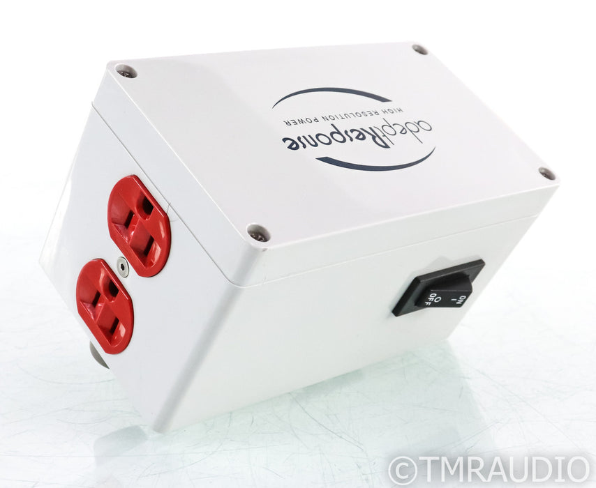 Audience Adept Response aR2p-T AC Power Line Conditioner; AR2PT; 15A