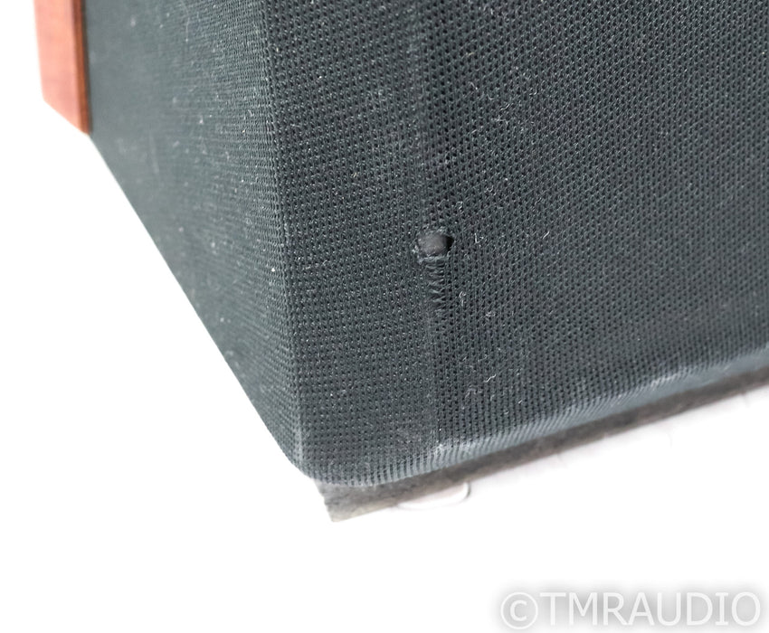 Metaphor 2 Floorstanding Speakers