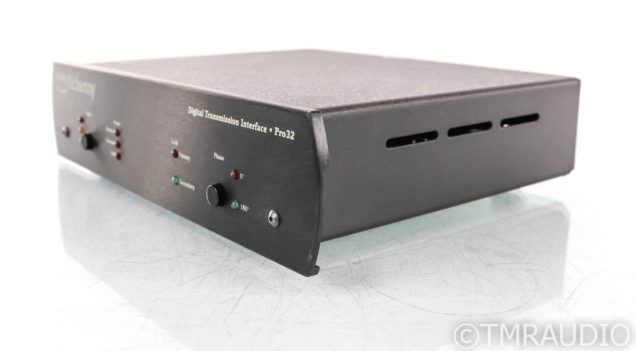 Audio Alchemy Digital Transmission Interface Pro32; DTI; PS3; Jitter Filter