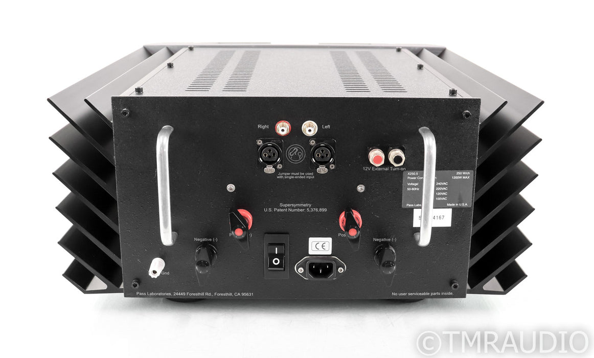Pass Labs X250.5 Stereo Power Amplifier; X-250.5; Silver