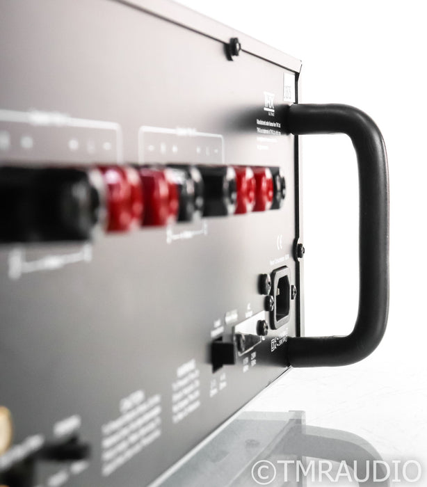 Parasound New Classic 2250 Stereo Power Amplifier; Black