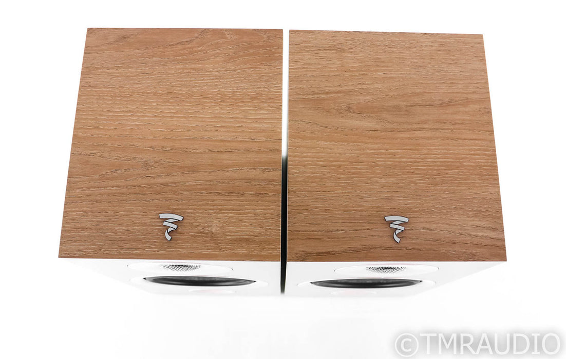 Focal Chora 806 Bookshelf Speakers; Light Wood Pair