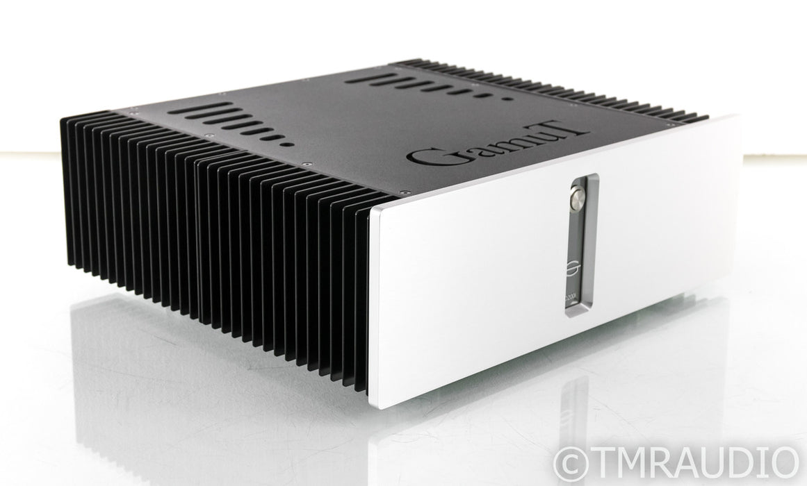 GamuT D200i Stereo Power Amplifier; D-200i