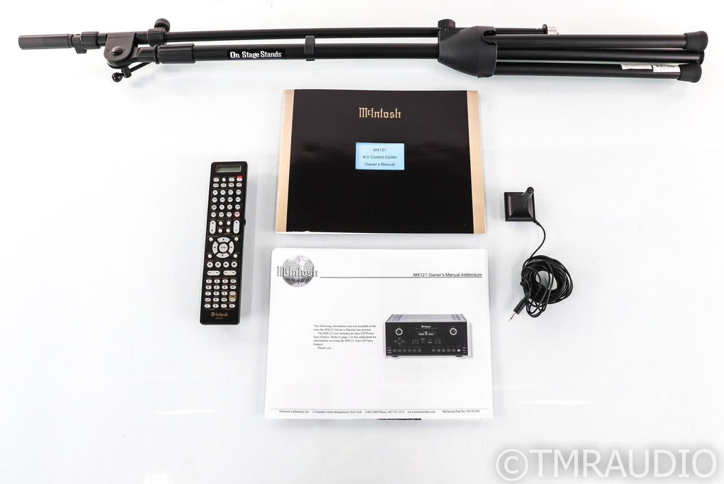 McIntosh MX121 7.1 Channel Home Theater Processor; MX-121; MM Phono; Remote (1/0)