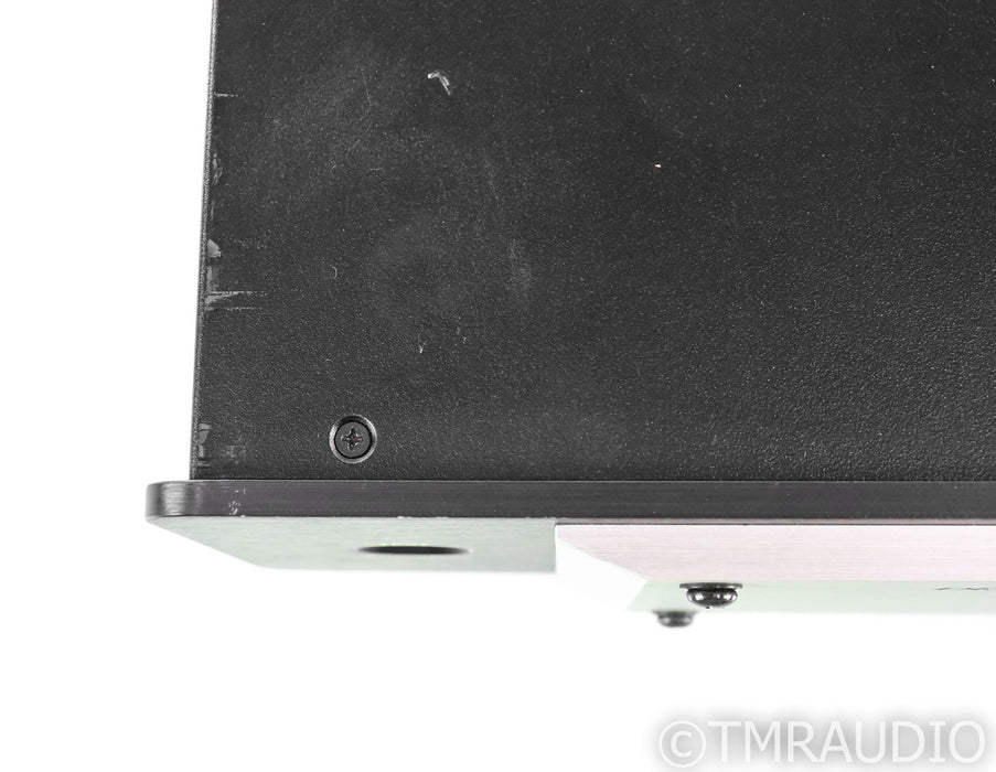 Furman IT-Reference AC Power Line Conditioner; Discrete Symmetrical Power (1/0)