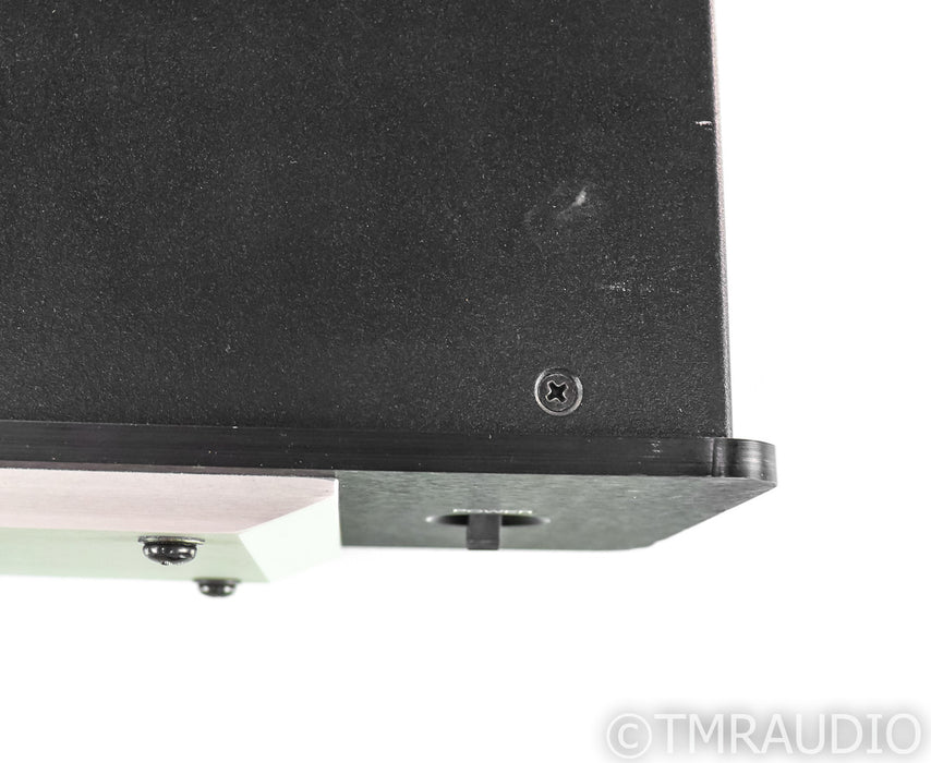 Furman IT-Reference AC Power Line Conditioner; Discrete Symmetrical Power