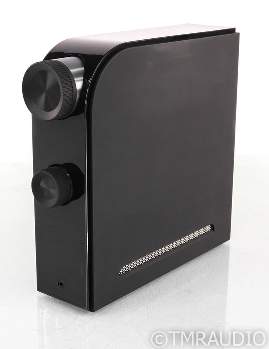 NAD D 7050 Stereo Integrated Amplifier; D-7050; Remote