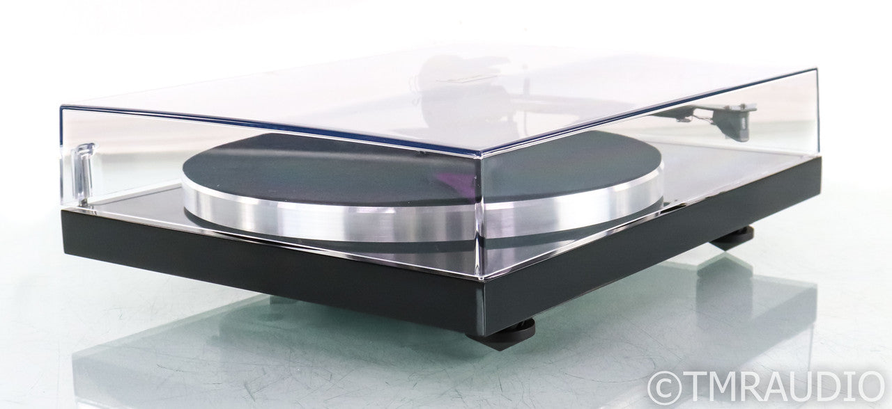 Pro-Ject 1Xpression Carbon Classic Turntable; Black; Ortofon 2M Silver (Open Box w/Warranty); Black; Ortofon 2M Silver (Open Bo