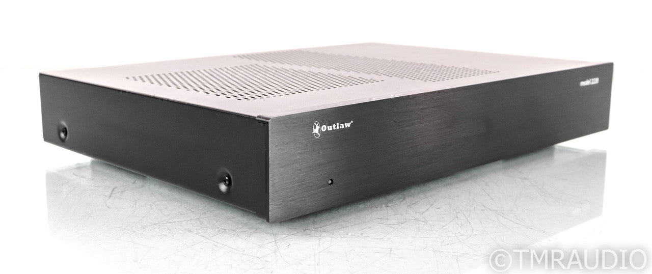 Outlaw Model 2220 Mono Power Amplifier; Single