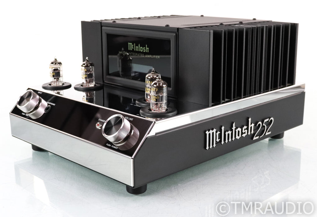 McIntosh MA252 Stereo Tube Hybrid Integrated Amplifier; MA-252; Remote; Very Low Hours