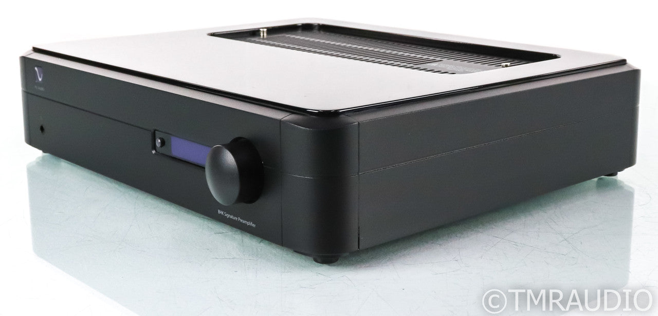 PS Audio BHK Stereo Tube Hybrid Preamplifier; Black; Remote (Used)