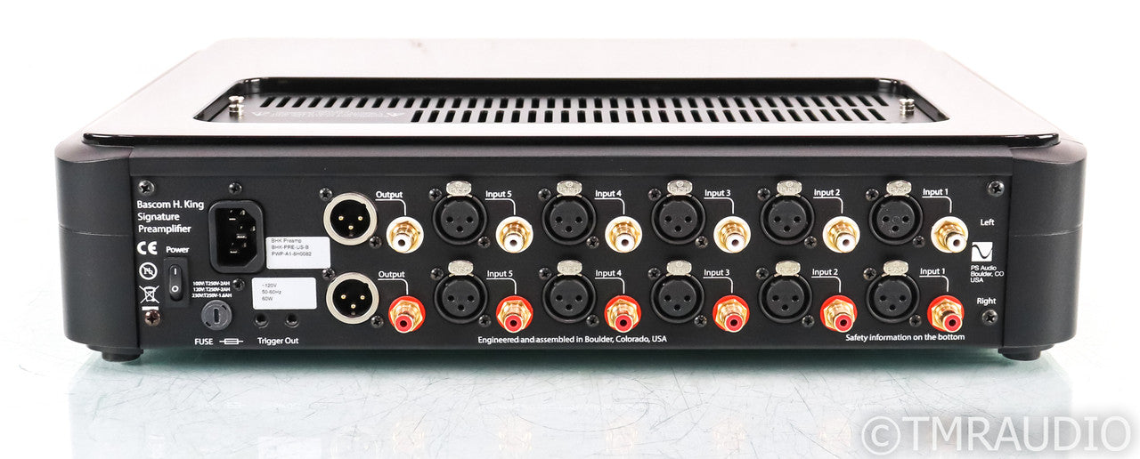 PS Audio BHK Stereo Tube Hybrid Preamplifier; Black; Remote (Used)