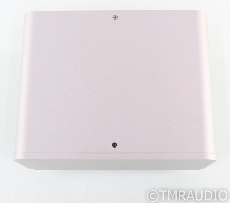 Audience AdeptResponse aR6T AC Power Line Conditioner; AR-6T